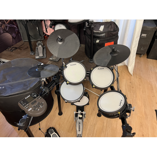 BATTERIA EL. ALESIS SURGE MESH KIT pedali inclusi