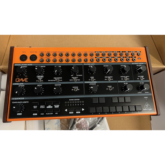 EXPANDER BEHRINGER CRAVE 