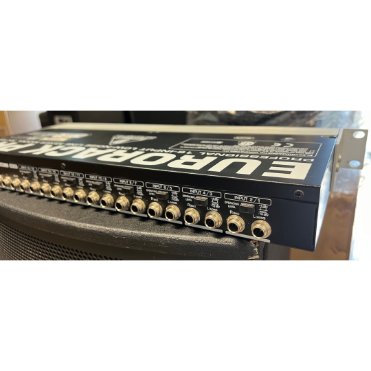 MIXER BEHRINGER RX1602 RACK