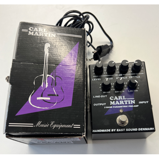 CARL MARTIN 3 BAND PARAMETRIC PRE-AMP 