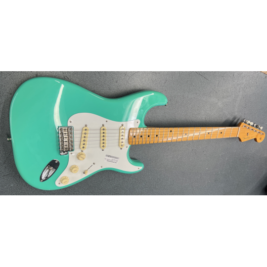 FENDER STRAT. MEX CLASSIC '50 s.n. 19022143