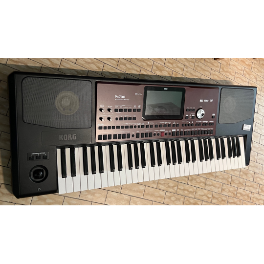TASTIERA KORG PA 700                   
