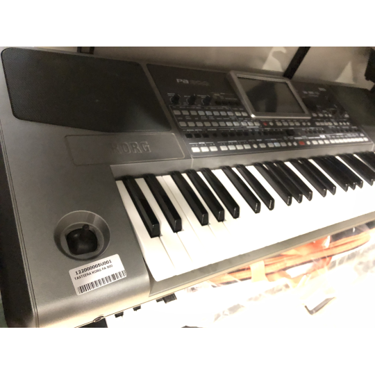 KORG PA 900 