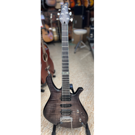 LEGG GUITAR SUPREMA 