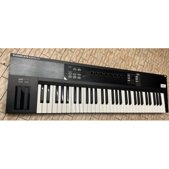 NATIVE INSTRUMENTS  KOMPLETE KONTROL S 61