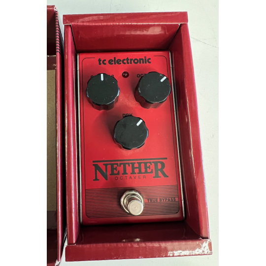 EFFETTO TC ELECTRONIC NETHER OCTAVER