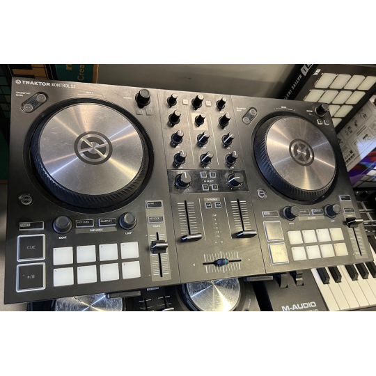 CONTROLLER TRAKTOR KONTROL S 2 NATIVE INSTRUMENTS