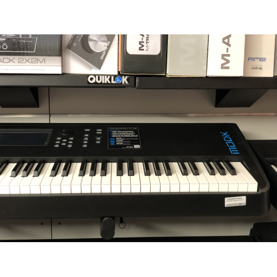 TASTIERA YAMAHA MODX 7 PLUS