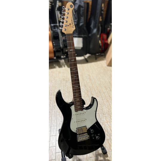 YAMAHA PACIFICA STANDARD PLUS MADE IN INDONESIA