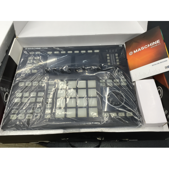 CONTROLLER NATIVE INSTRUMENT MASCHINE JM